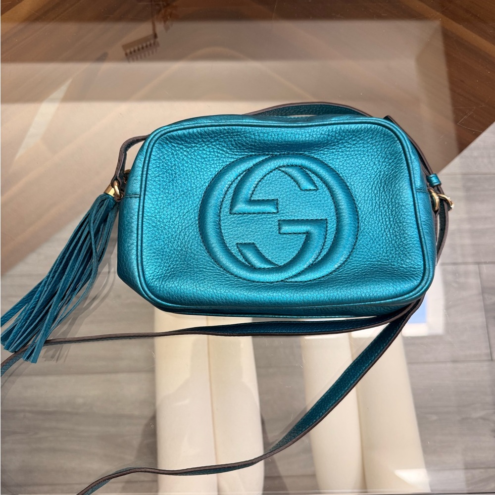 Gucci Soho Disco Turquoise Metallic Calfskin Leather Crossbody Bag